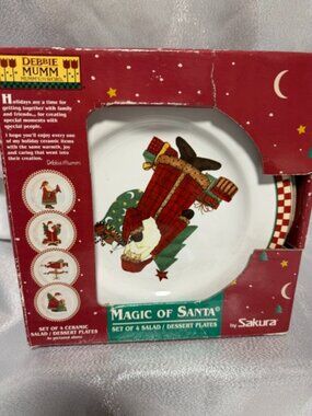 NIB 1998 DEBBIE MUMM SAKURA MAGIC OF SANTA 8" SALAD DESSERT PLATES - SET OF 4
